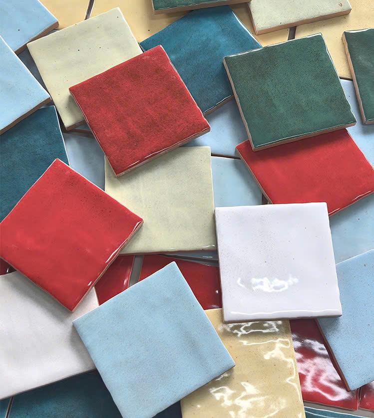 Gạch thẻ 100x100mm bóng lượn mặt